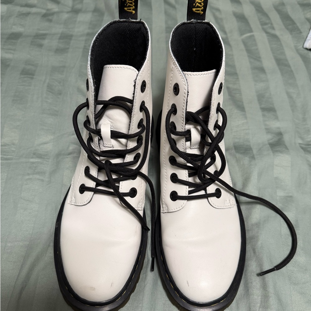 White Combat Moto Boots with Black Accents and Chunky Sole